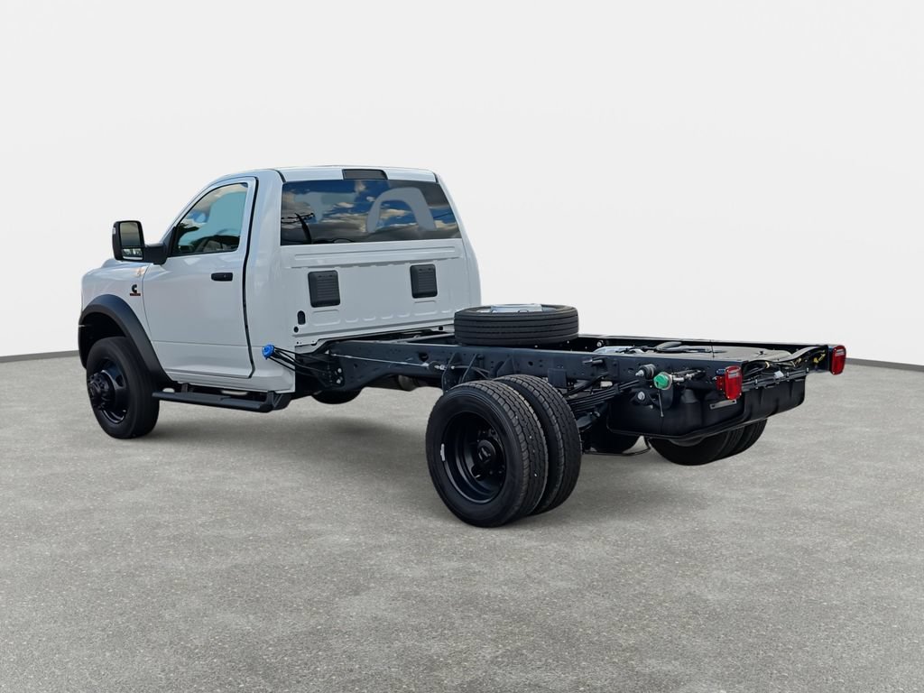 New 2026 RAM 5500 Tradesman AWD/4WD image 7