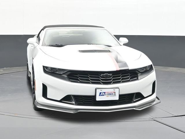 Used 2022 Chevrolet Camaro LT RWD image 24