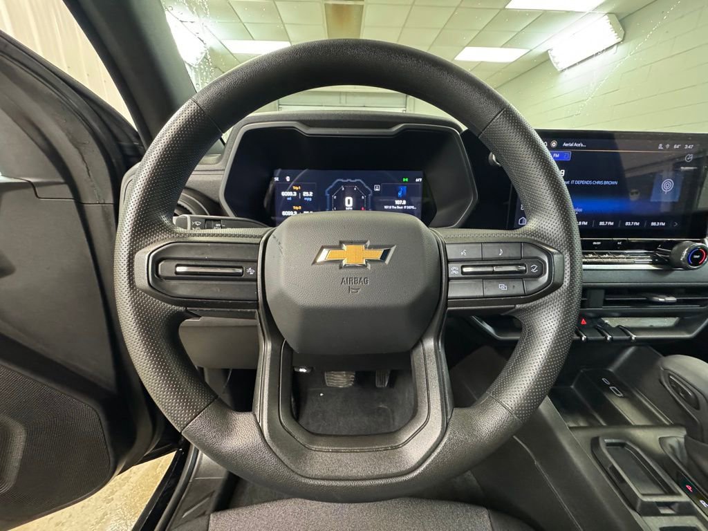 Used 2024 Chevrolet Colorado W/T image 30