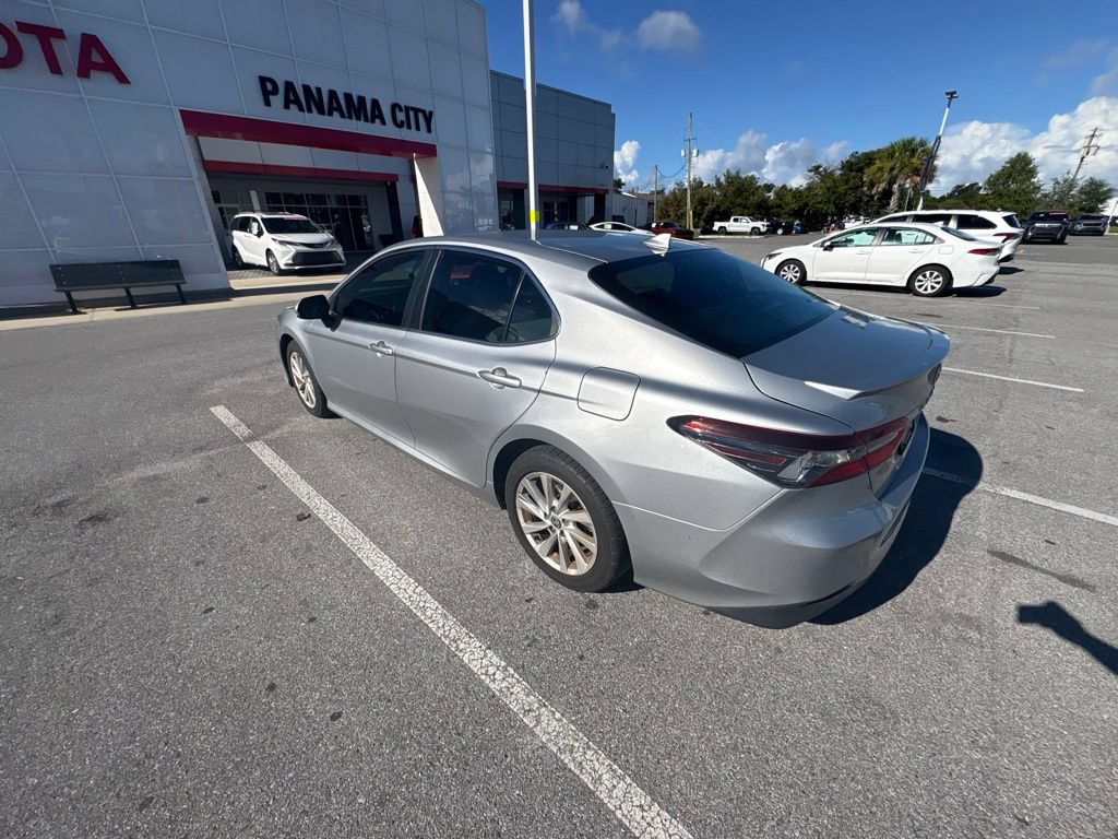 Used 2021 Toyota Camry LE FWD image 21