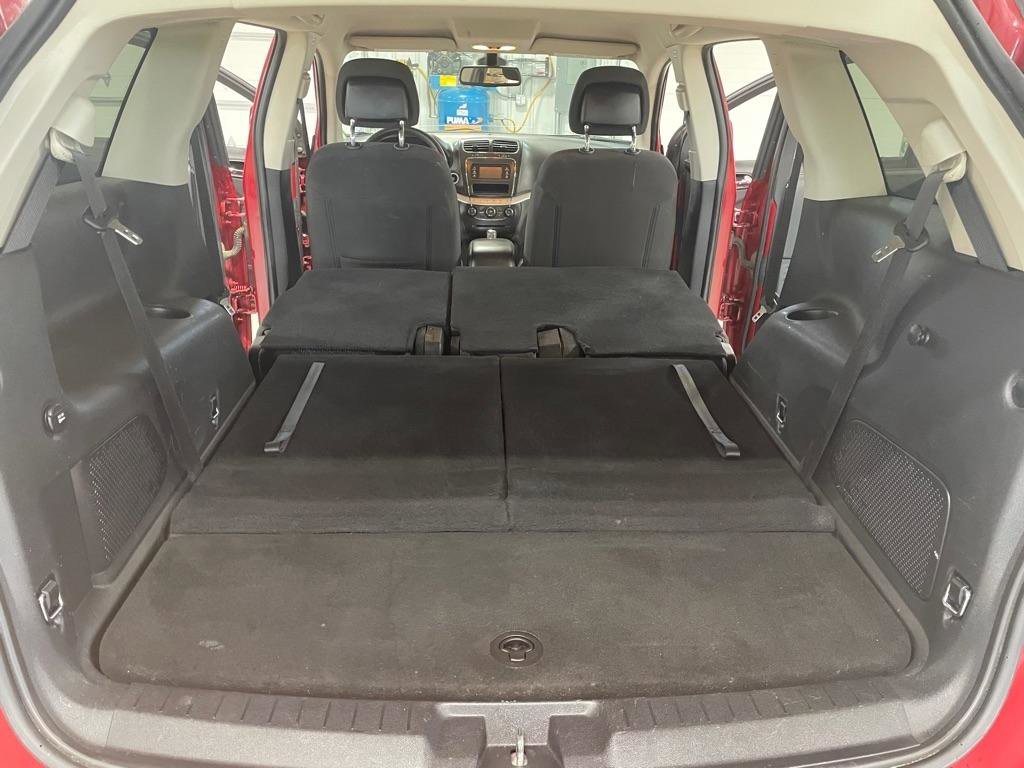 Used 2018 Dodge Journey SE w/ Blacktop Package FWD image 18
