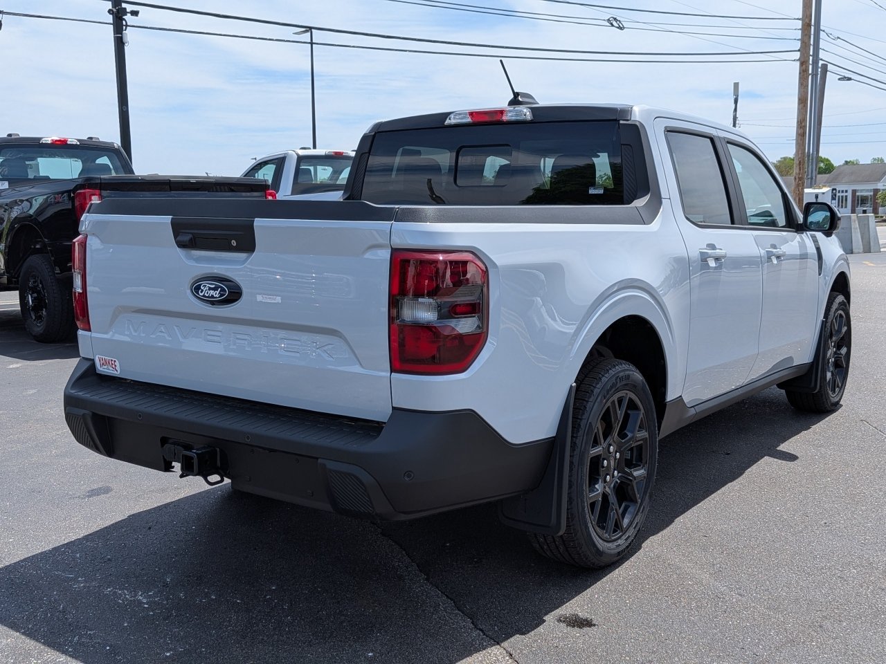 New 2026 Ford Maverick Lariat w/ Black Appearance Package AWD/4WD image 4