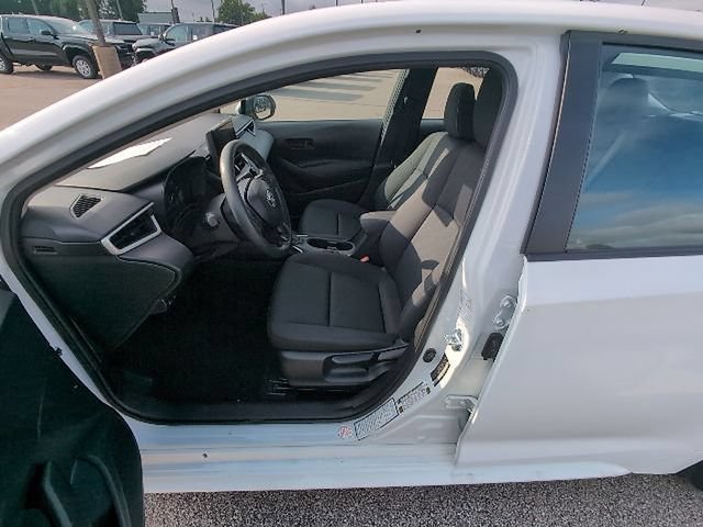 Certified 2025 Toyota Corolla LE FWD image 12