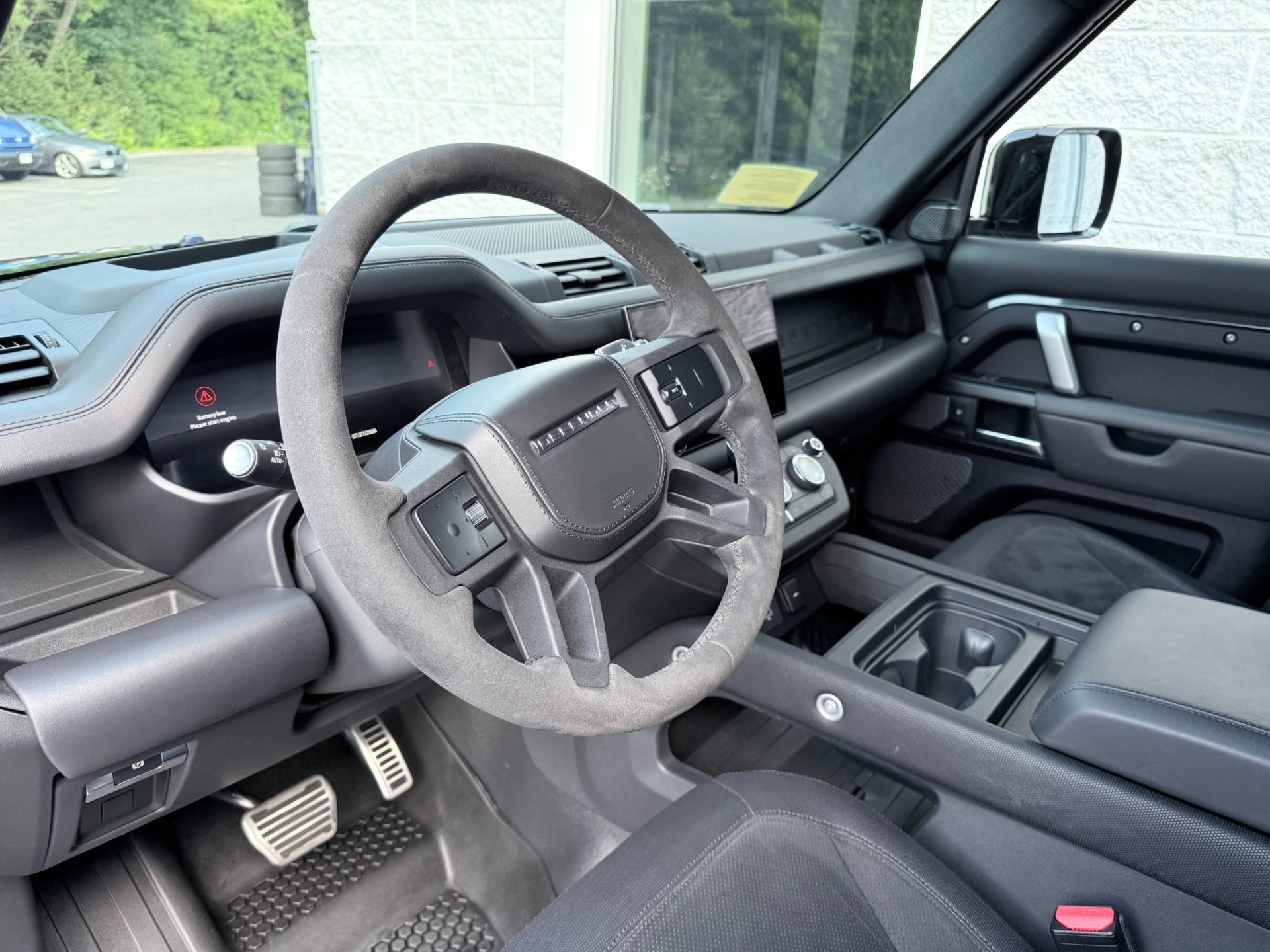 Used 2023 Land Rover Defender 110 AWD/4WD image 11