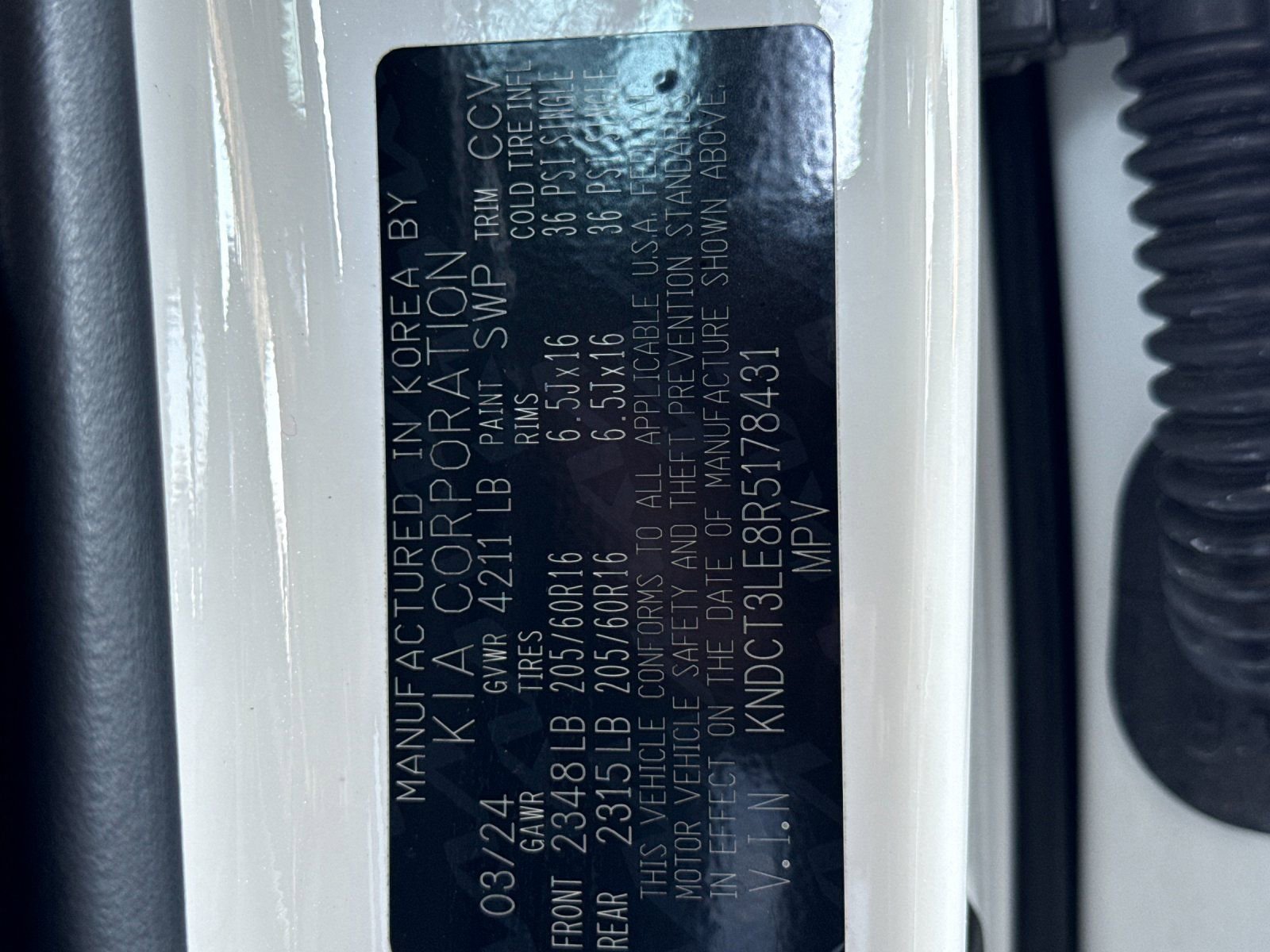 Used 2024 Kia Niro SX image 29