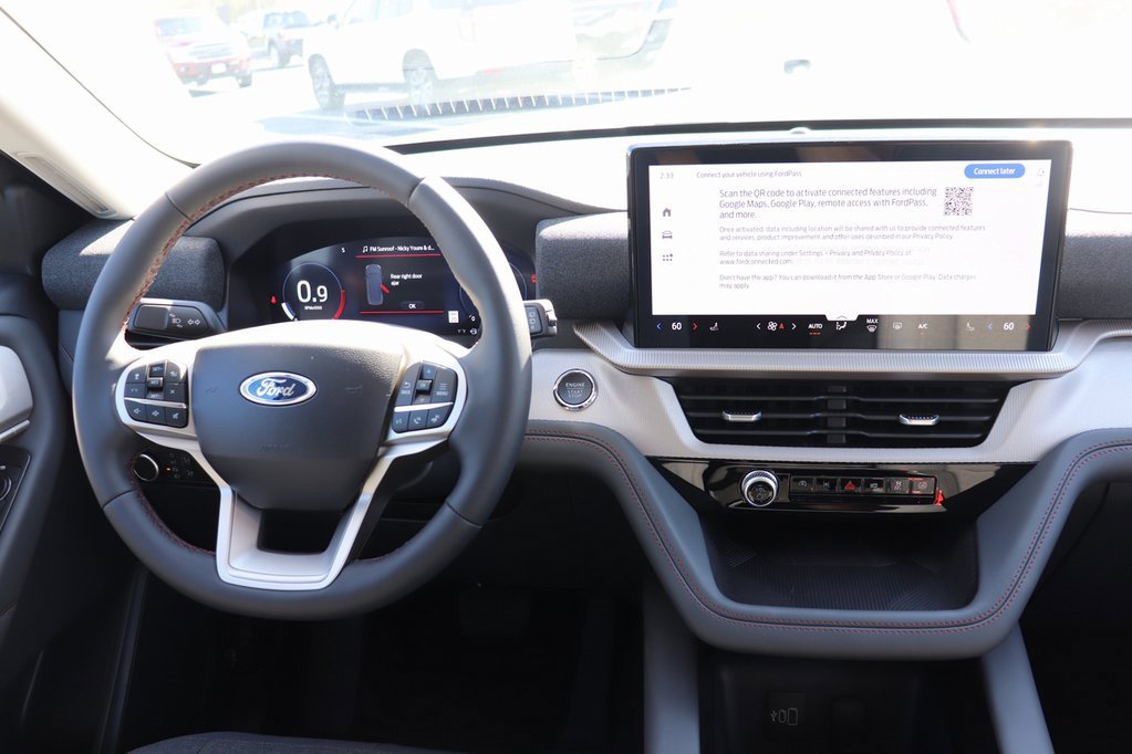 New 2026 Ford Explorer Active image 3