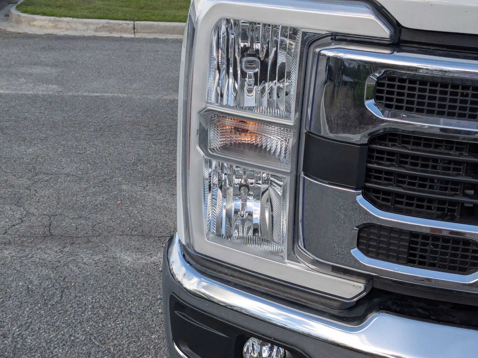 New 2025 Ford F350 XL w/ XL Chrome Package image 11