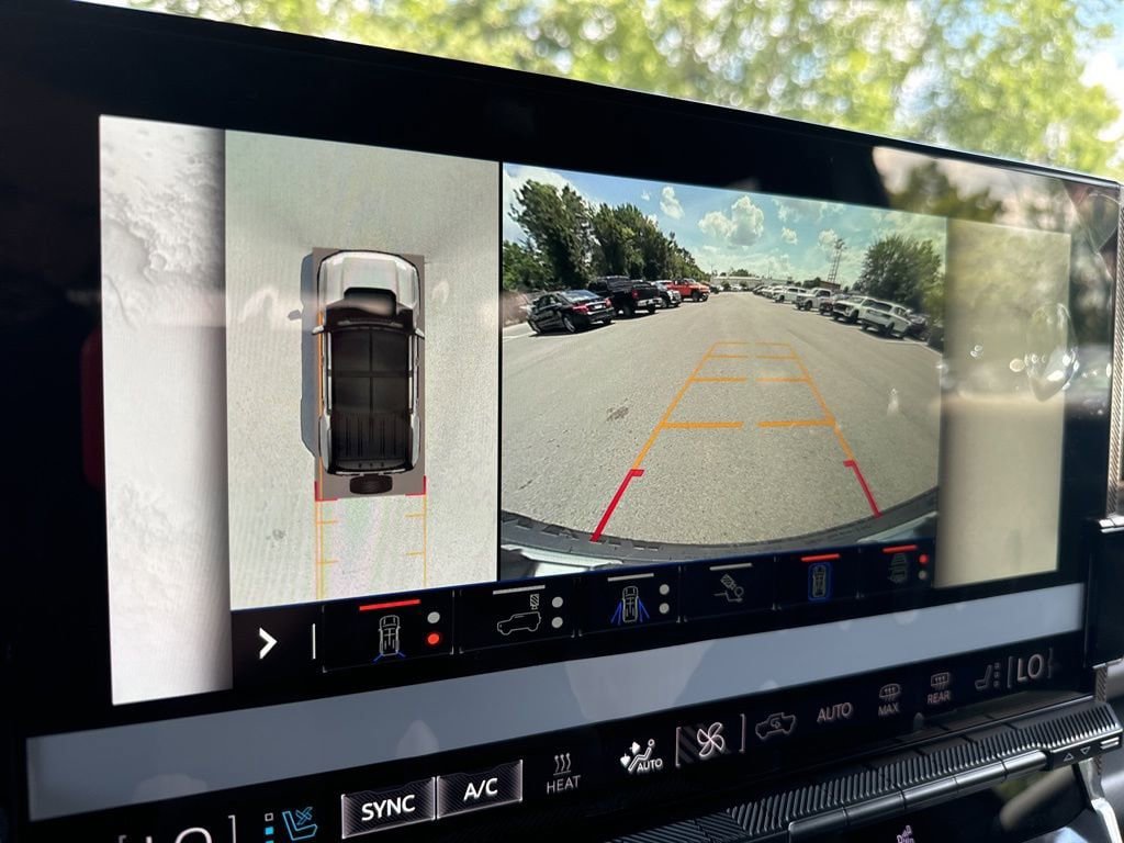 New 2025 GMC Hummer EV 3X AWD/4WD image 18