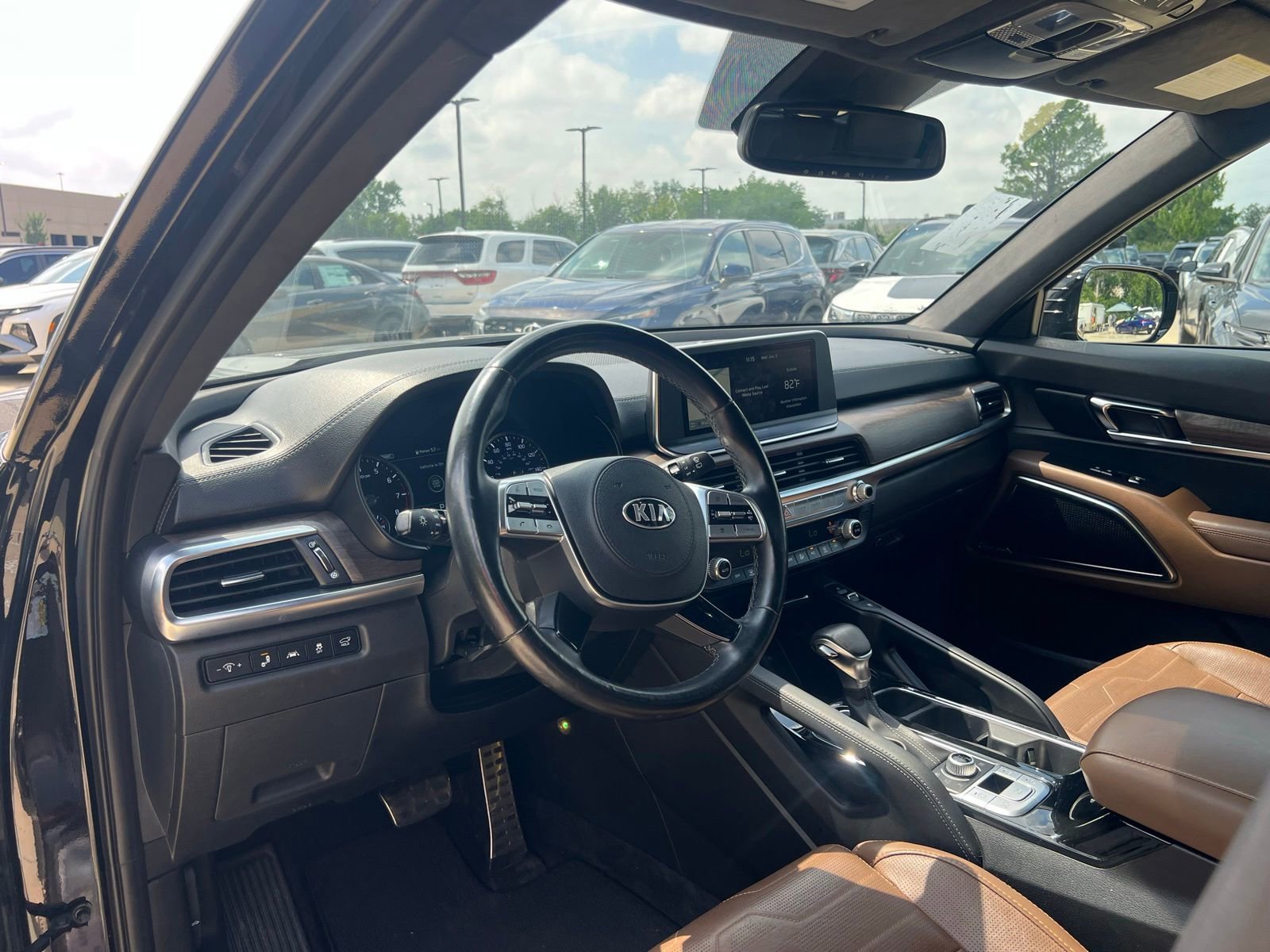 Used 2021 Kia Telluride SX w/ SX Prestige Package AWD/4WD image 27
