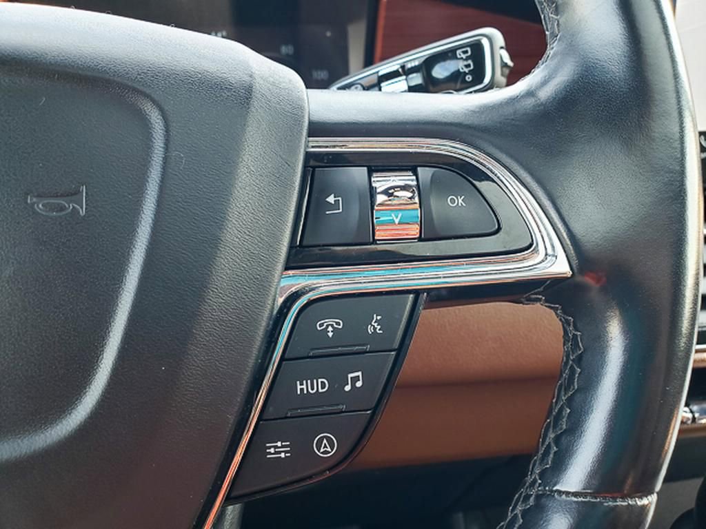 Used 2022 Lincoln Navigator Reserve image 19