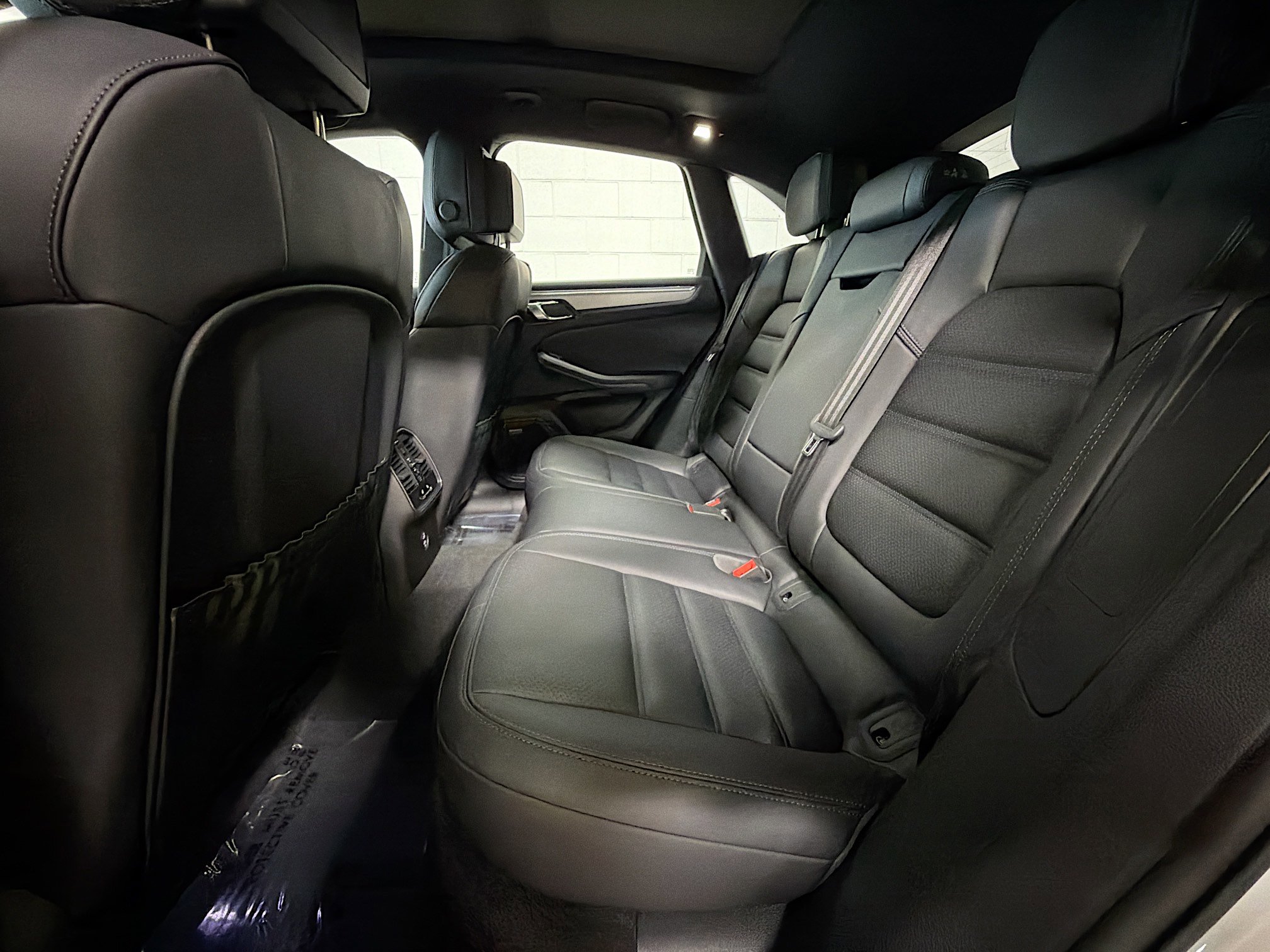 Used 2025 Porsche Macan S image 21