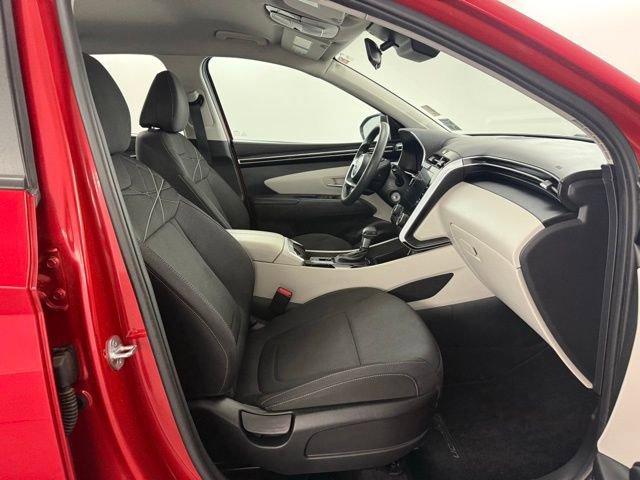 Used 2023 Hyundai Tucson SE image 29