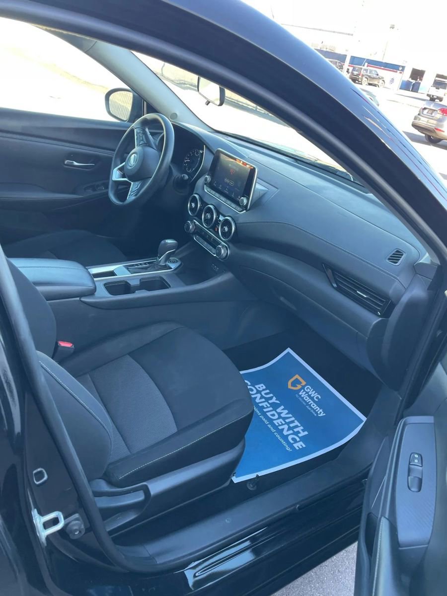 Used 2023 Nissan Sentra SV image 9
