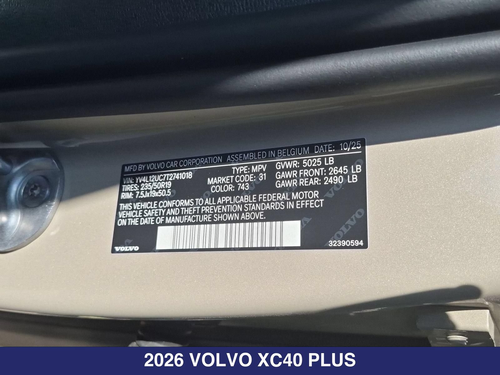 New 2026 Volvo XC40 B5 Plus AWD/4WD image 27