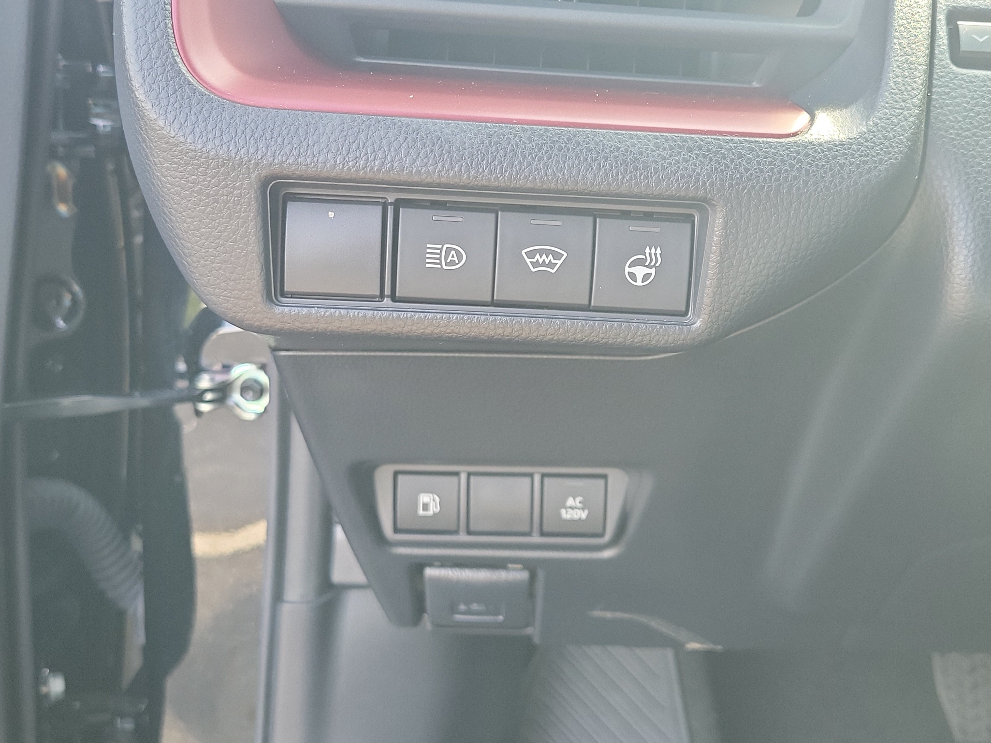 Used 2023 Toyota Prius Prime FWD image 25