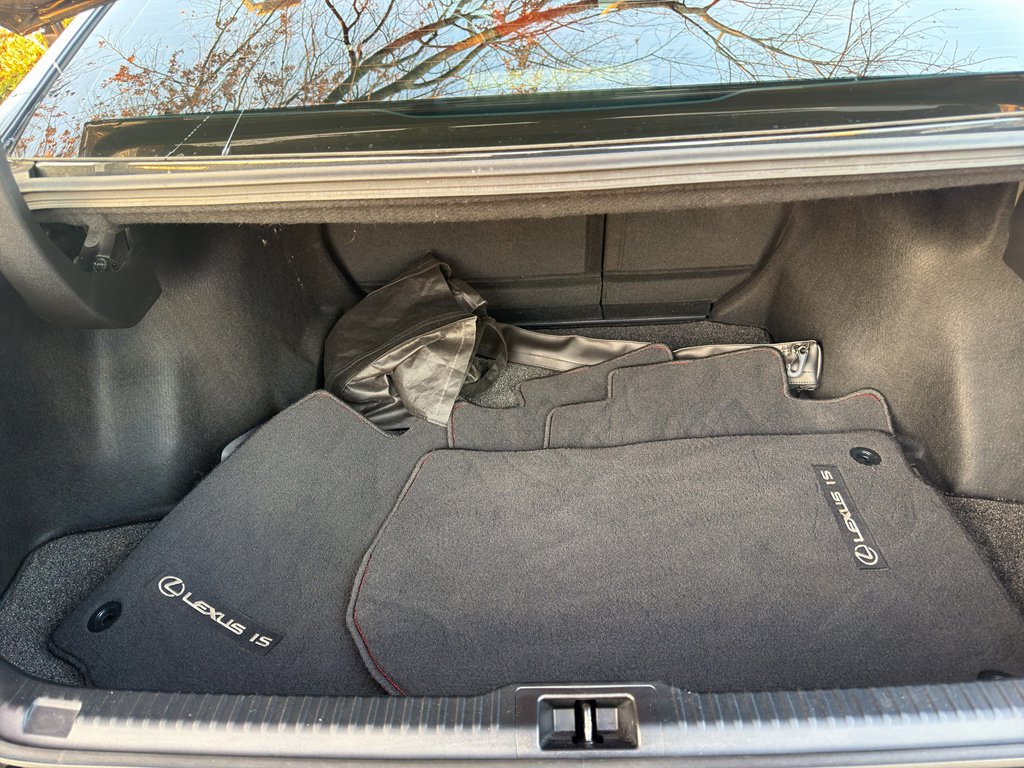 Used 2023 Lexus IS 350 F Sport image 31