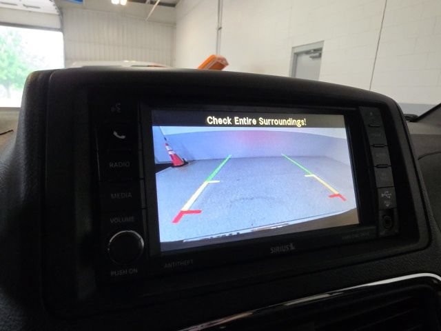 Used 2014 Dodge Grand Caravan R/T FWD image 31