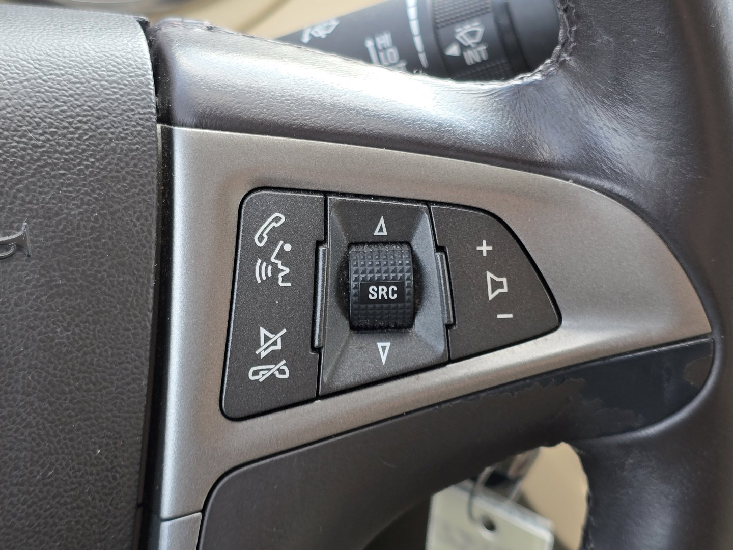 Used 2013 Buick LaCrosse Leather image 10