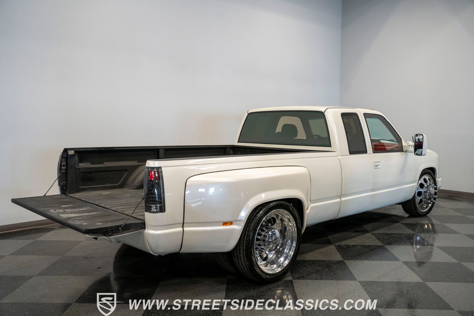 Used 1989 Chevrolet Silverado 3500 2WD Extended Cab image 11