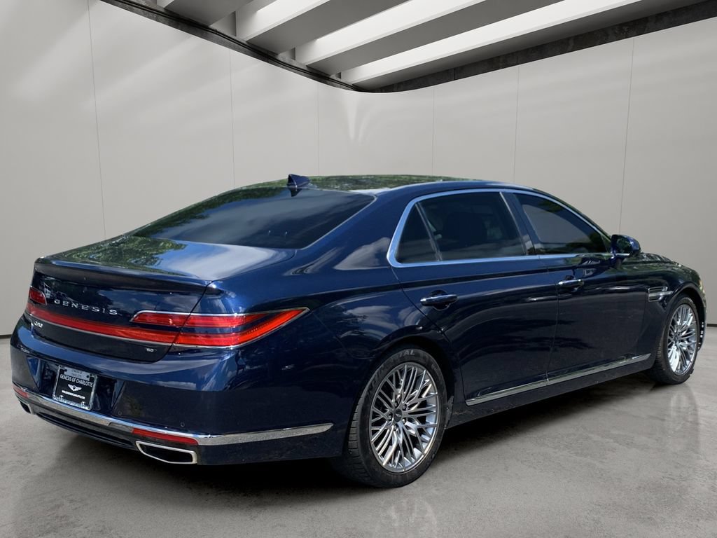 Used 2022 Genesis G90 5.0 Ultimate RWD image 5