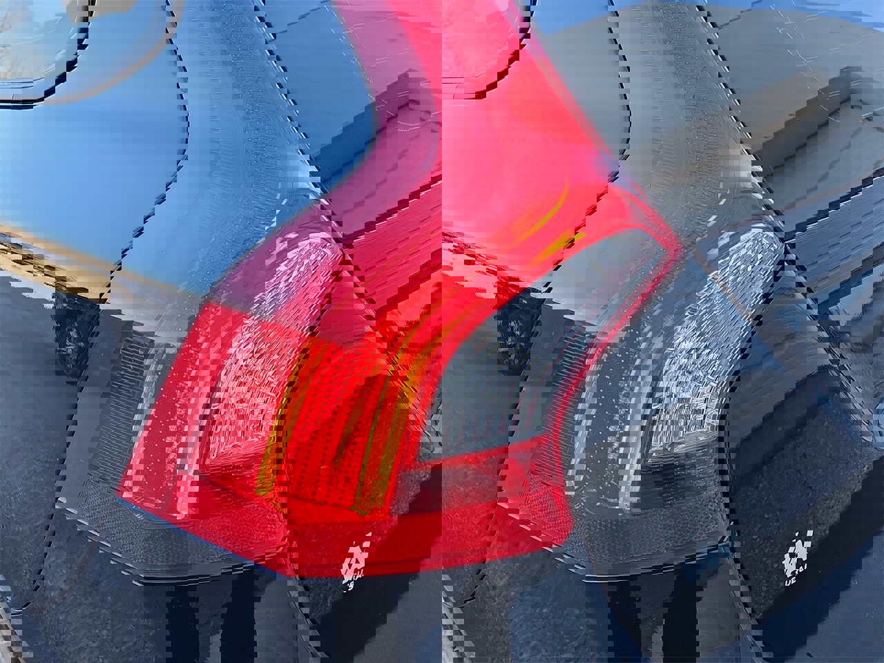 Used 2015 Volvo V60 T5 Platinum image 36