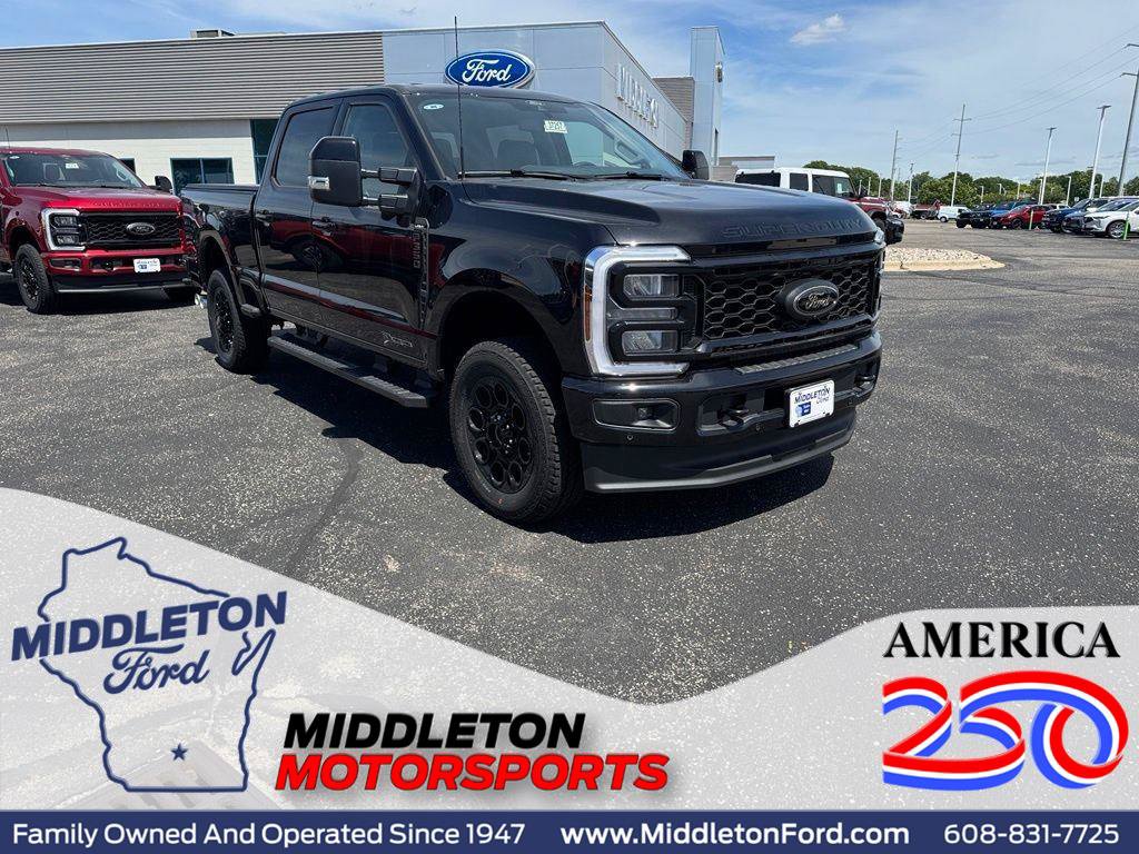 New 2026 Ford F350 Lariat w/ Black Appearance Package