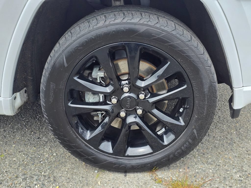 Used 2021 Jeep Grand Cherokee Laredo X AWD/4WD image 10