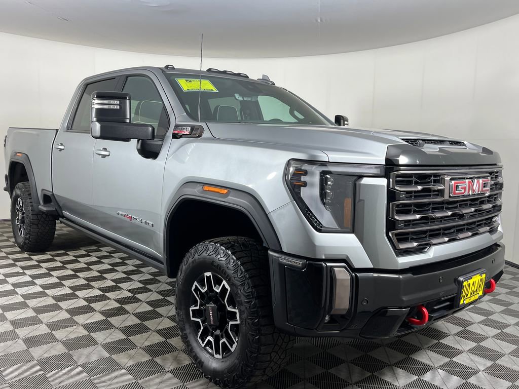 Used 2024 GMC Sierra 2500 AT4X AWD/4WD image 3