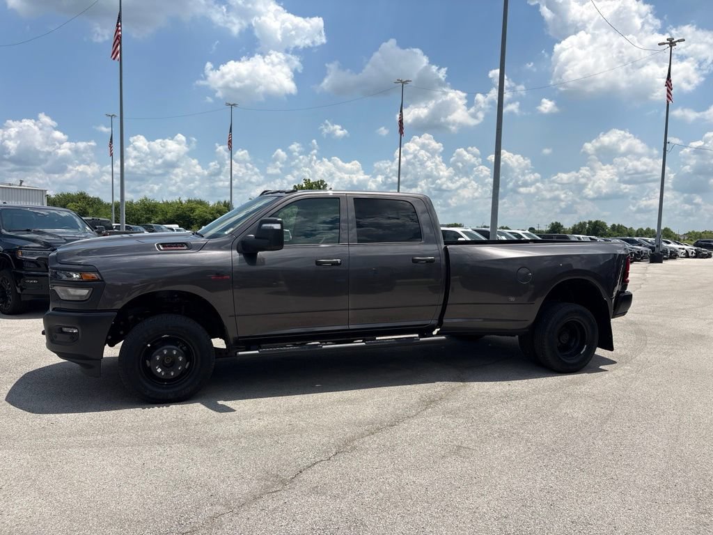 New 2026 RAM 3500 Tradesman AWD/4WD image 29