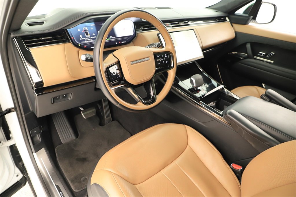Used 2024 Land Rover Range Rover Sport Autobiography image 14