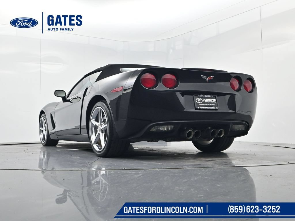 Used 2011 Chevrolet Corvette Convertible w/ Preferred Equipment Group RWD image 38