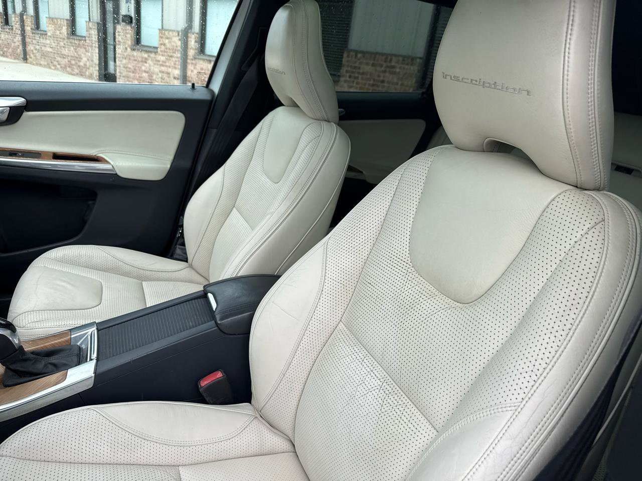 Used 2015 Volvo XC60 T6 Platinum w/ Inscription Package AWD/4WD image 31