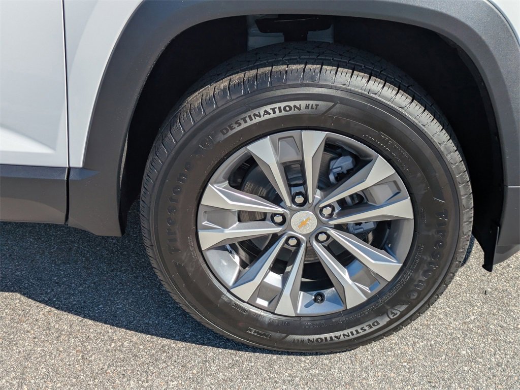 New 2026 Chevrolet Equinox LT image 10