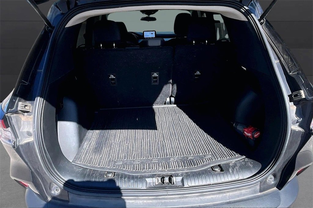 Used 2020 Ford Escape SE image 29