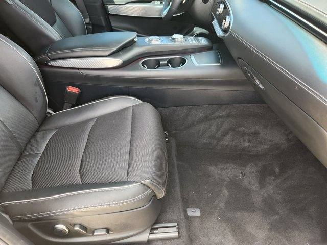 Used 2024 Genesis GV70 2.5T w/ Sport Prestige Package AWD/4WD image 13