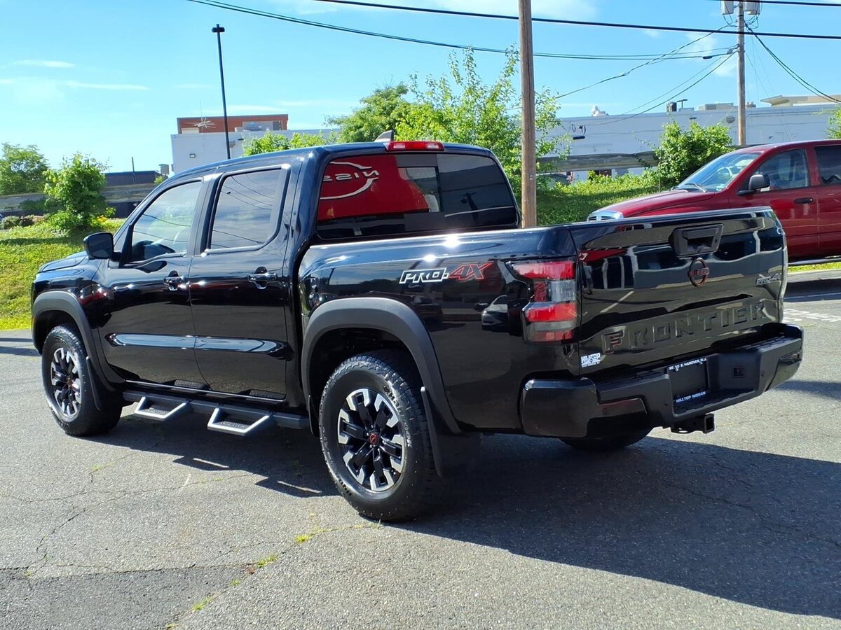 Used 2023 Nissan Frontier PRO-4X w/ Pro Convenience Package AWD/4WD image 7