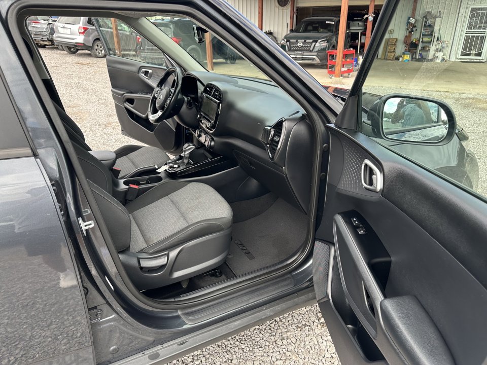Used 2020 Kia Soul EX image 15
