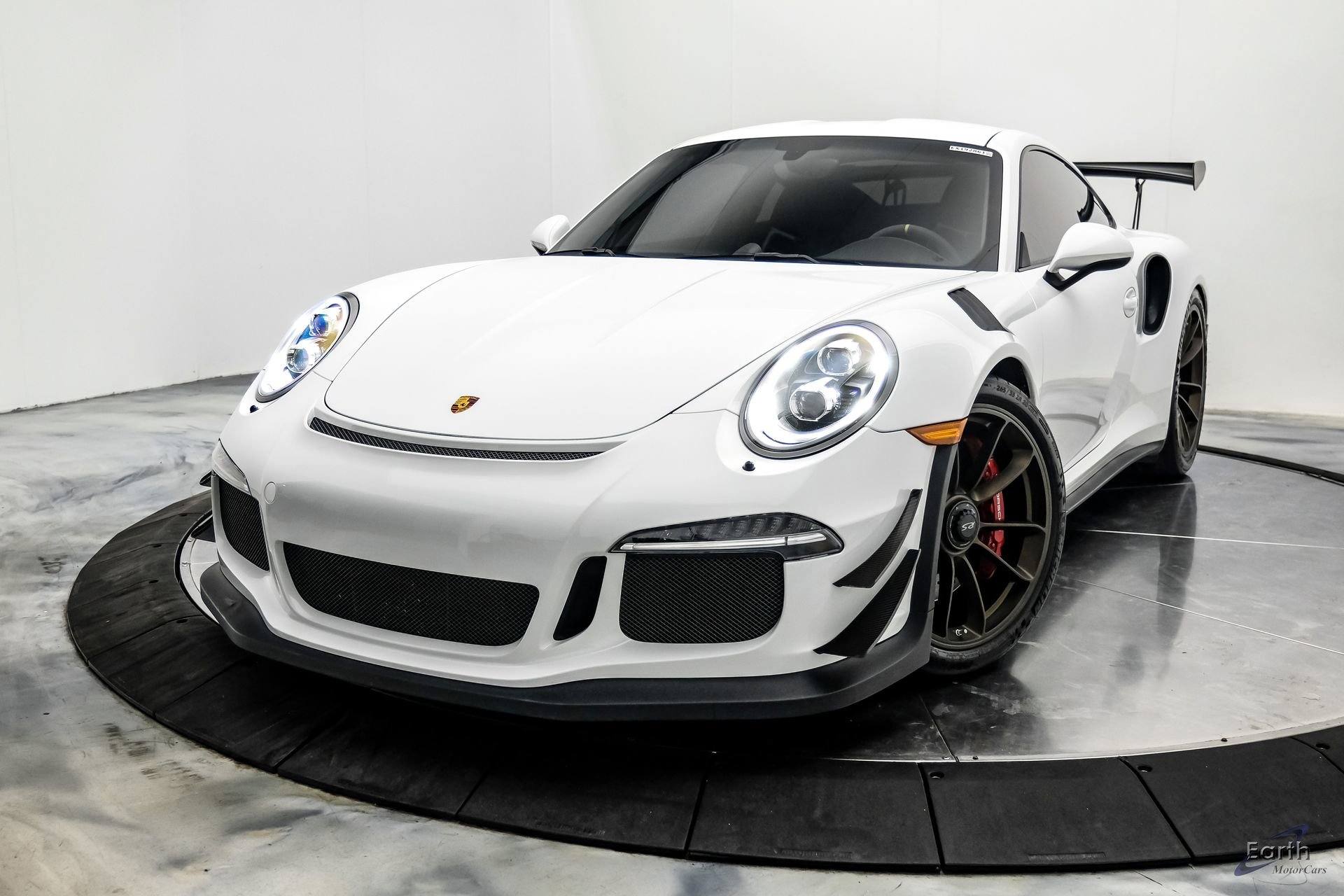 Used 2016 Porsche 911 GT3 RS image 5