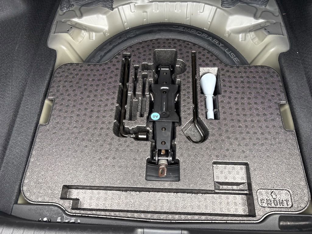 Used 2023 Honda Accord LX image 30