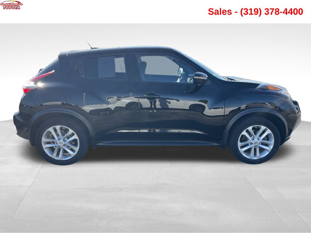 Used 2015 Nissan Juke SV w/ Technology Package AWD/4WD image 9