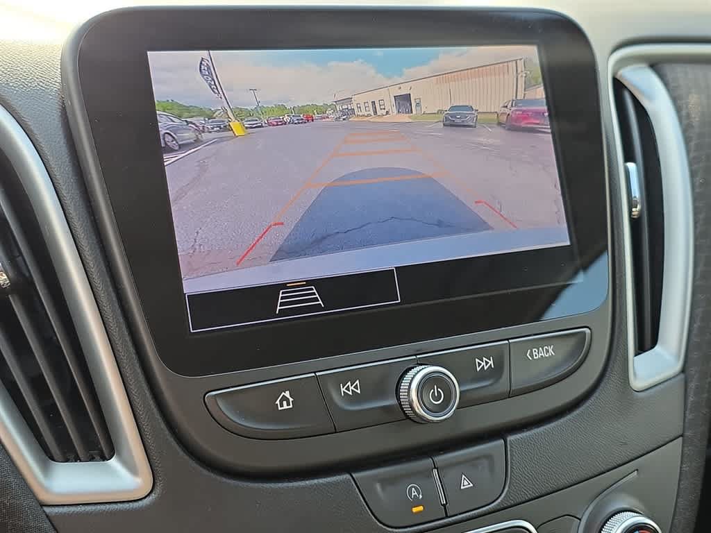 Used 2023 Chevrolet Malibu LT FWD image 34
