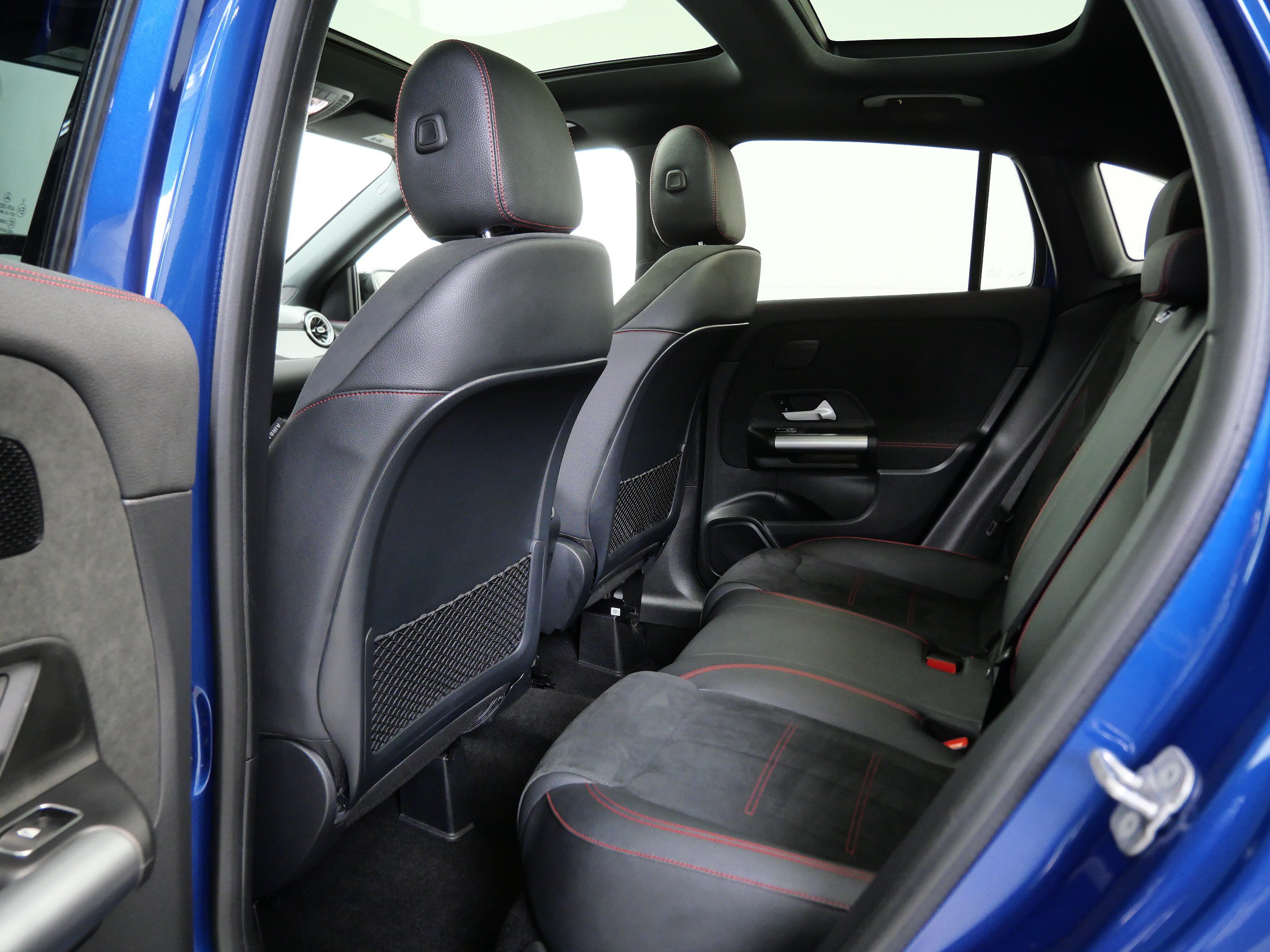 Certified 2025 Mercedes-Benz GLA 250 4MATIC image 16