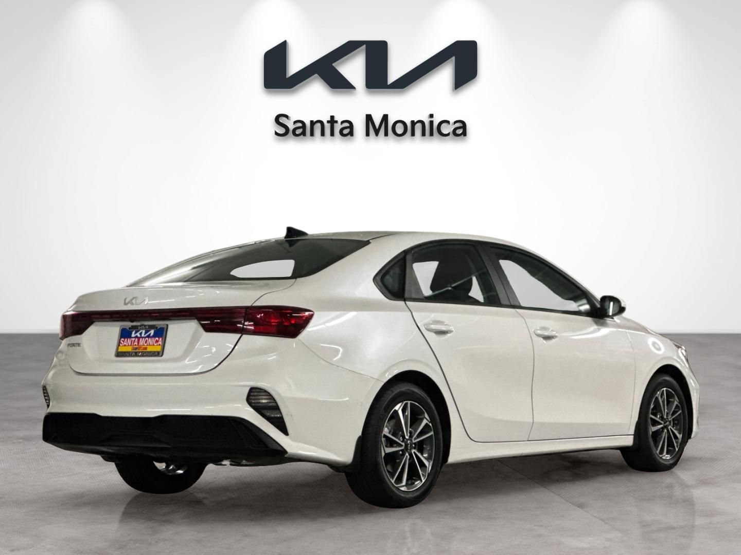 Used 2024 Kia Forte LXS image 6