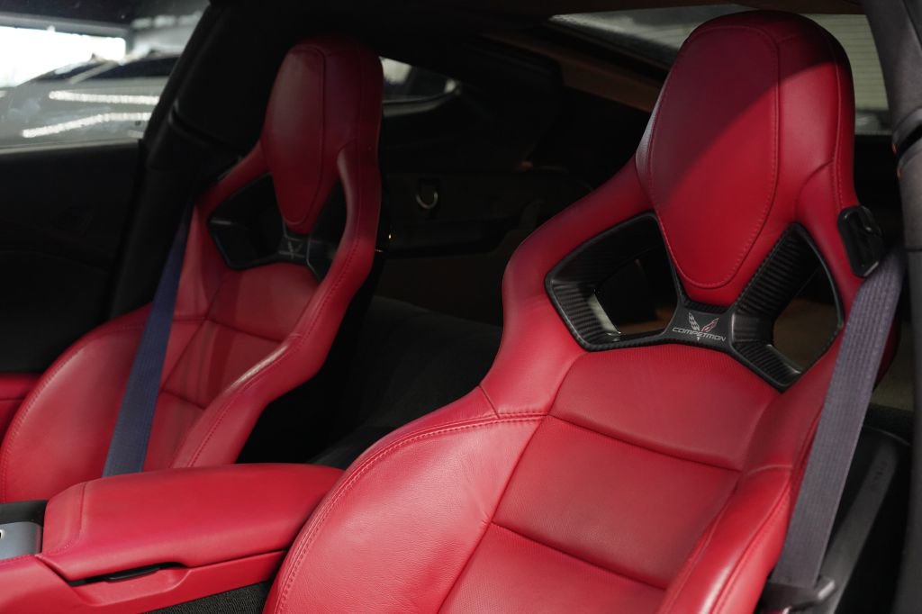 Used 2017 Chevrolet Corvette Stingray Coupe RWD image 15