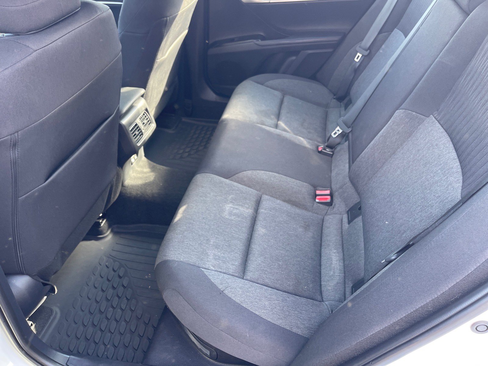 Used 2025 Toyota Camry LE w/ Convenience Package image 12