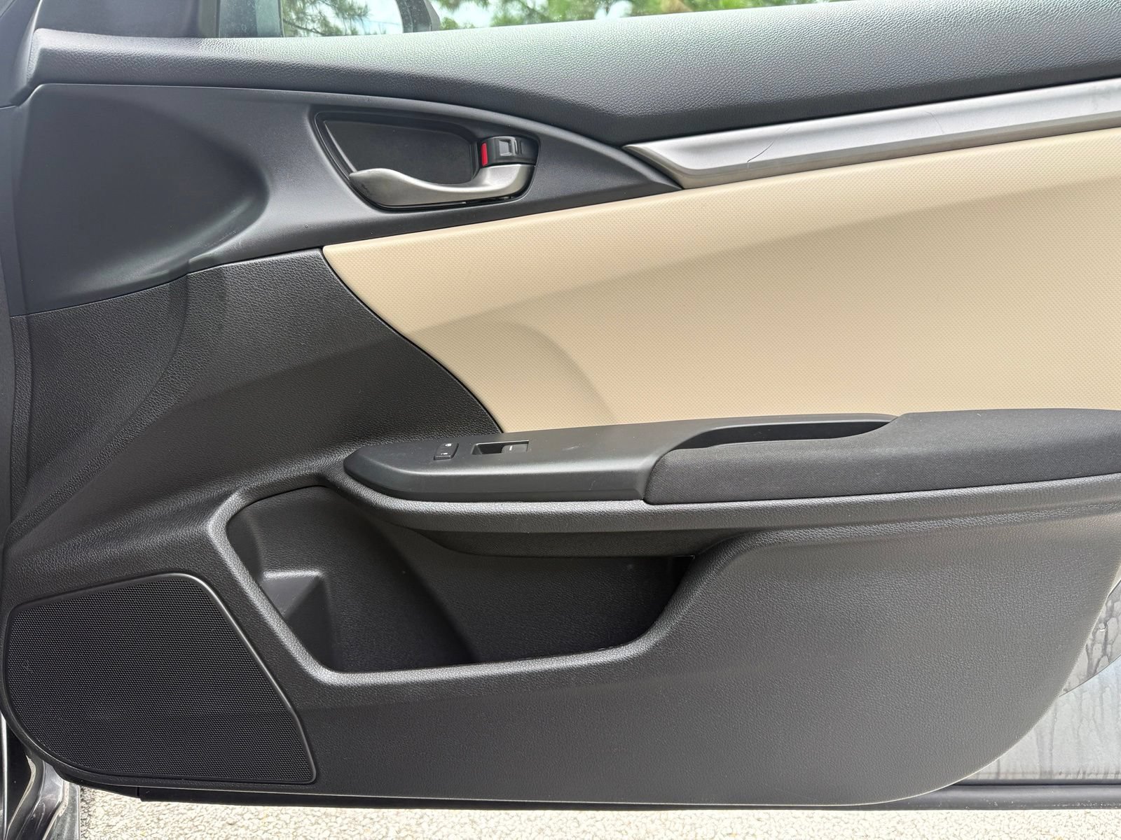 Used 2018 Honda Civic Sport image 41
