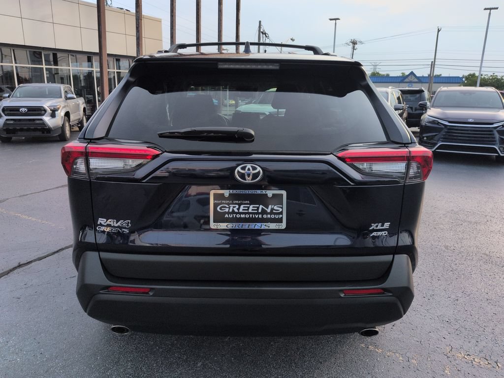 Certified 2025 Toyota RAV4 XLE AWD/4WD image 4