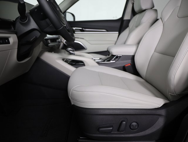 New 2025 Kia Telluride S image 11