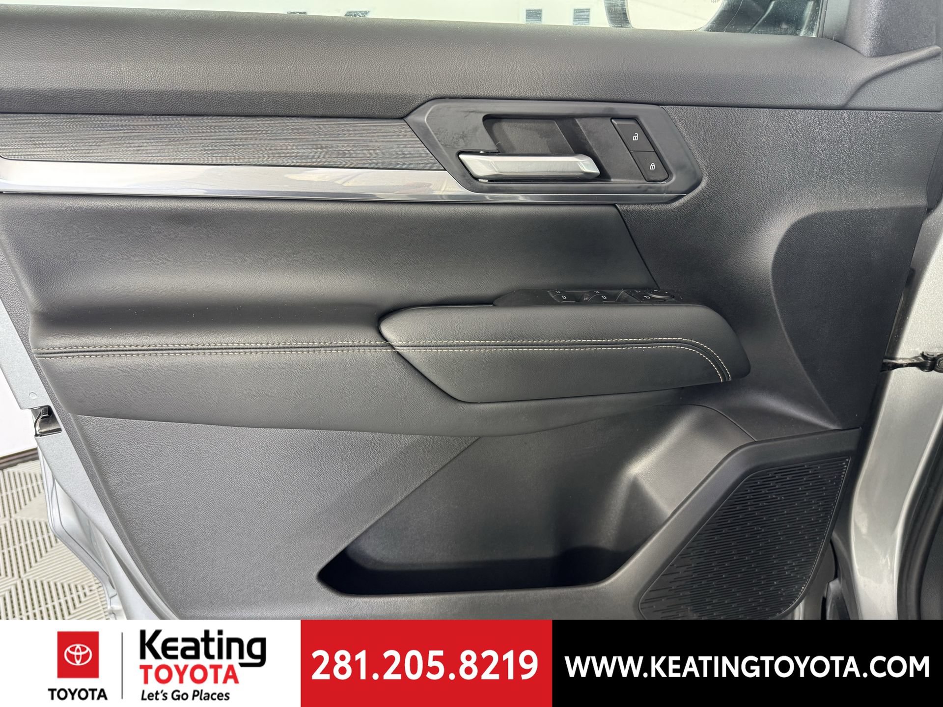 Used 2026 GMC Terrain Elevation AWD/4WD image 11