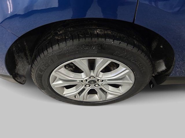 Used 2024 Ford Edge Titanium image 36